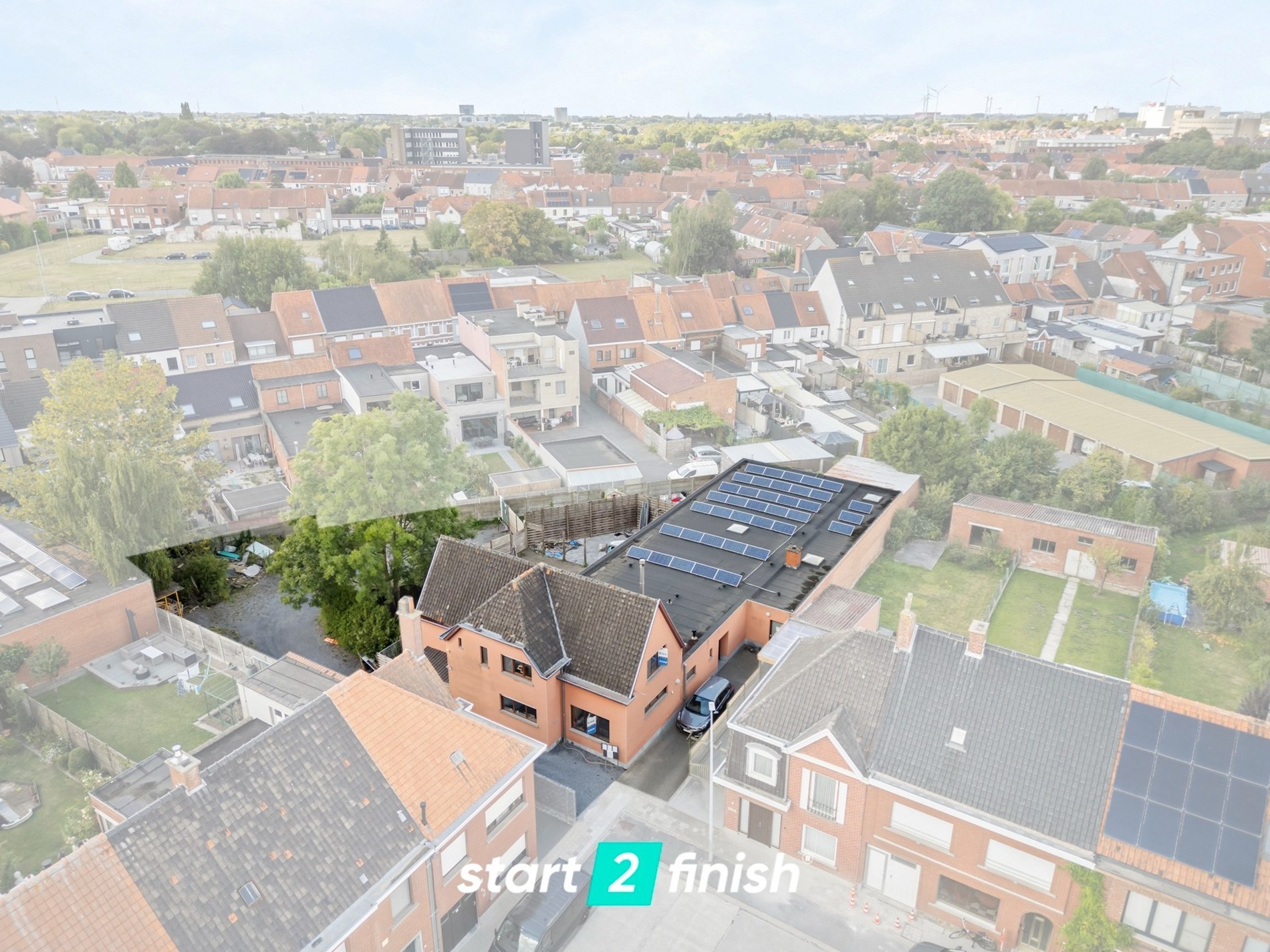 Ruime instapklare woning met polyvalente ruimte in Izegem (8870) - foto 1