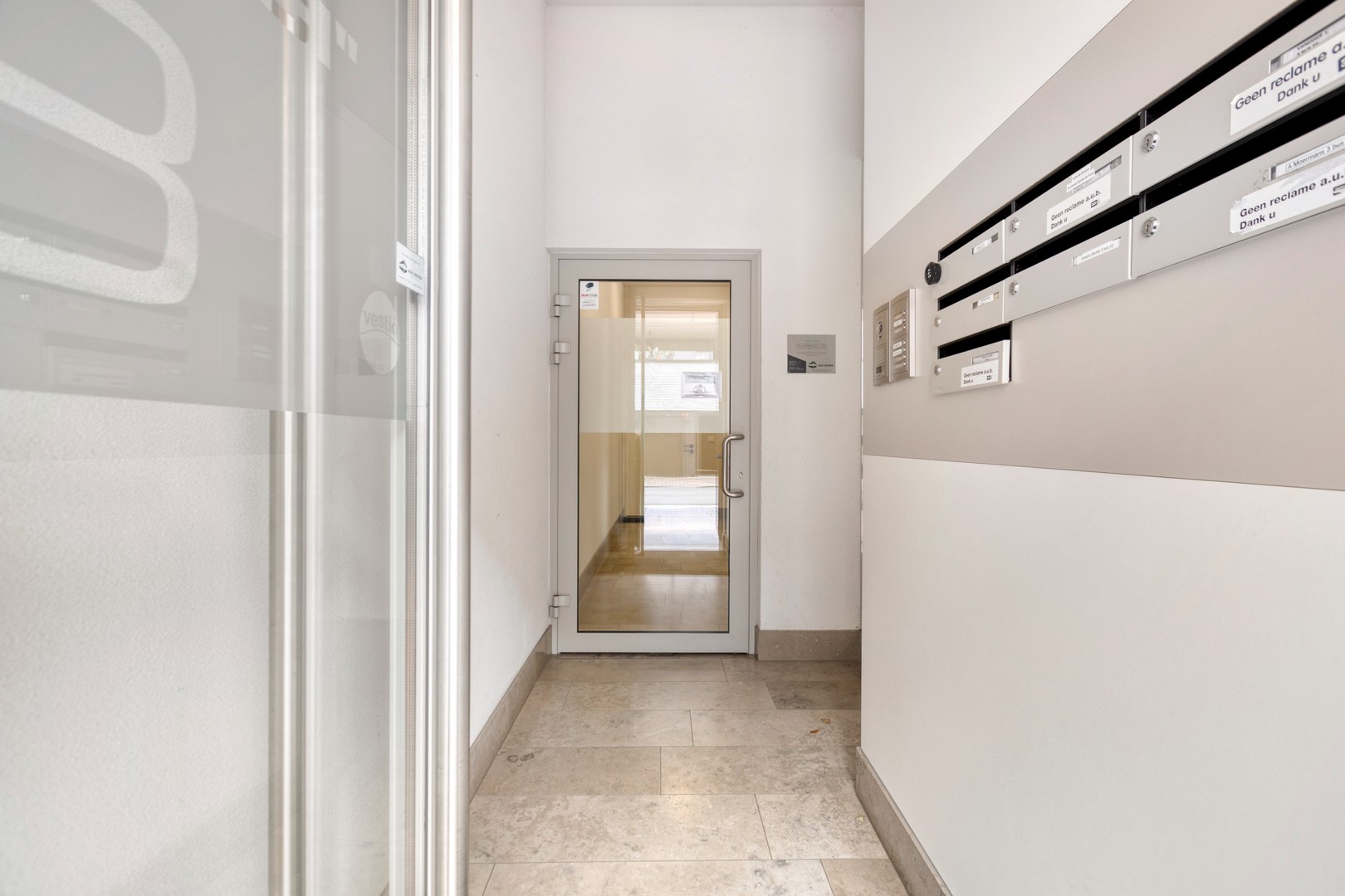 Te koop: lichtrijk appartement in hartje Genk - foto 4