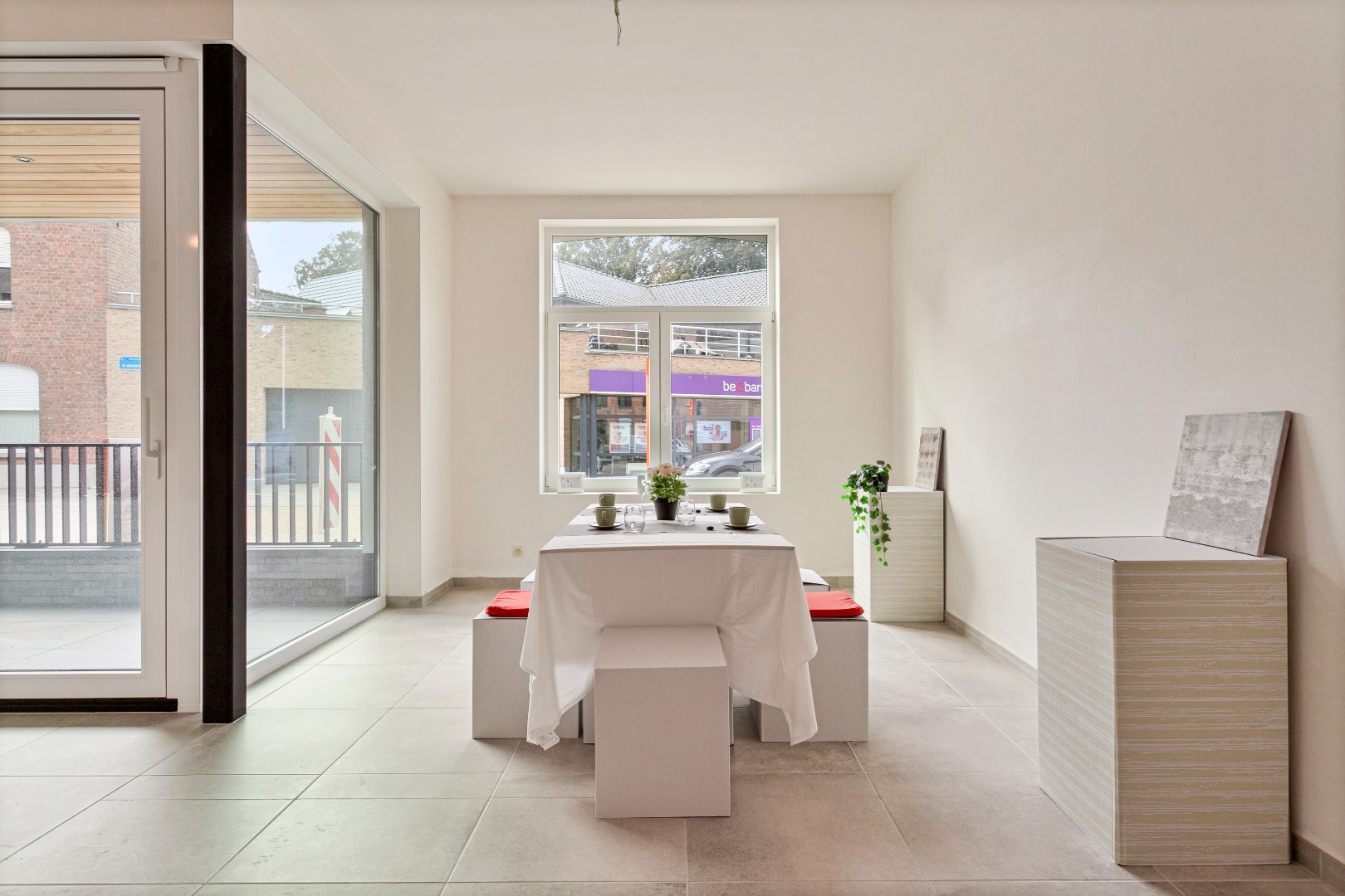 Volledig afgewerkt appartement met 2 slaapkamers en terras. - foto 5