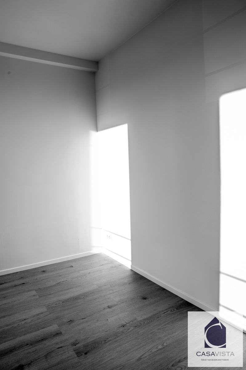 STIJLVOLLE HERENWONING MET 4 BOUWLAGEN - foto 5