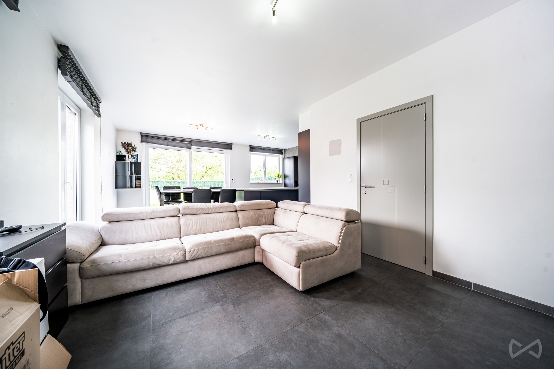 Goed gelegen woning in Grimbergen - recente constructie - foto 4