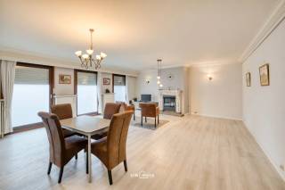 Op zoek naar ruimte, comfort en energiezuinig wonen? Dit prachtige appartement van maar liefst 155 m² bevindt zich in het hartje van Ruisbroek (Puurs-Sint-Amands).<br />De woning beschikt over 2 volwaardige slaapkamers, een ruime uitgeruste keuken en een moderne badkamer. Dankzij het EPC-label B geniet u bovendien van een goede energieprestatie.<br />De absolute blikvanger is het ruime terras van maar liefst 40 m², ideaal om heerlijk te ontspannen, te genieten van de buitenlucht of gezellig te tafelen.<br />Troeven:<br />• 155 m² woonoppervlakte<br />• 2 volwaardige slaapkamers<br />• Terras van 40 m²<br />• EPC-label B<br />• Uitgeruste keuken & badkamer<br />• Centrale ligging in hartje Ruisbroek<br />Een uitzonderlijk ruim appartement met een fantastische buitenruimte op een centrale ligging. Zeker een bezoek waard!