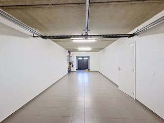 Schrijf je via de volgende link in voor de woning: https://shorturl.at/PxTeJIn de Stenenmolen te Meerbeke bevindt zich deze verzorgde en ruime...