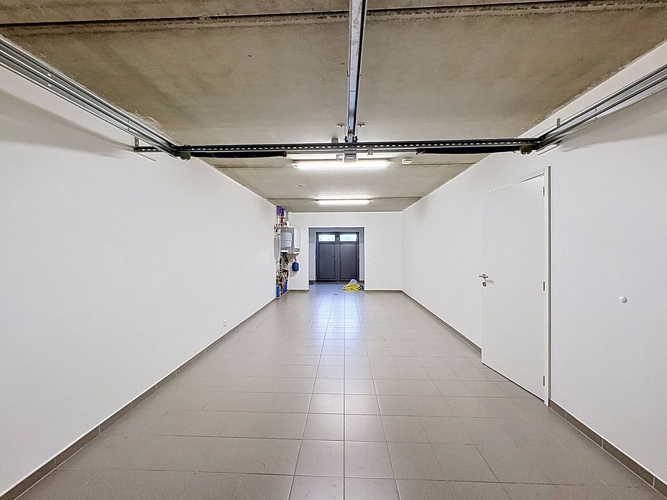 Ruime bel-etagewoning in Meerbeke - foto 2