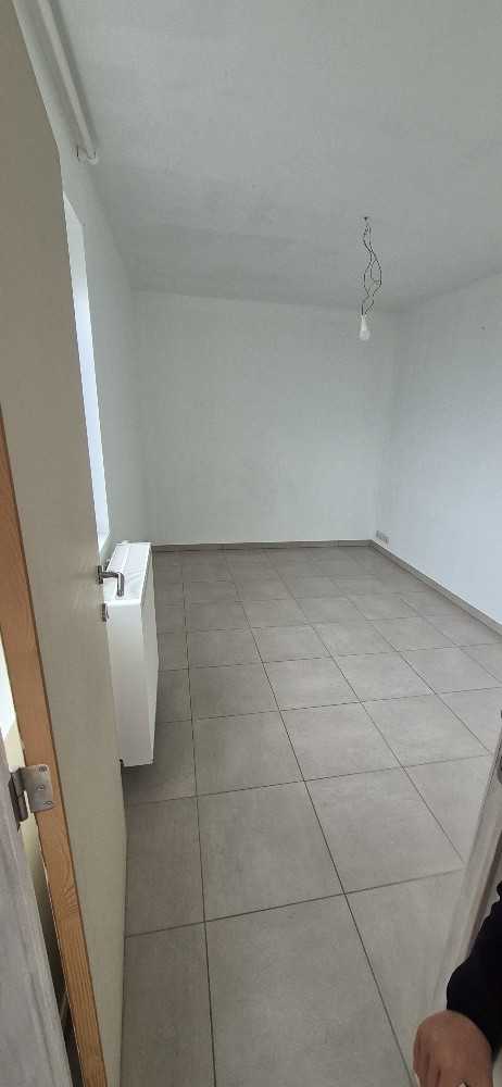 Appartement à vendre à Zonnebeke avec 3 chambres - photo 2