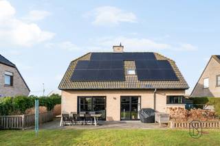 TOP ! Maison 4 façades prête à emménager et économe en énergie avec 4 chambres, allée et jardin ! Située au calme dans une rue en cul-de-sac...