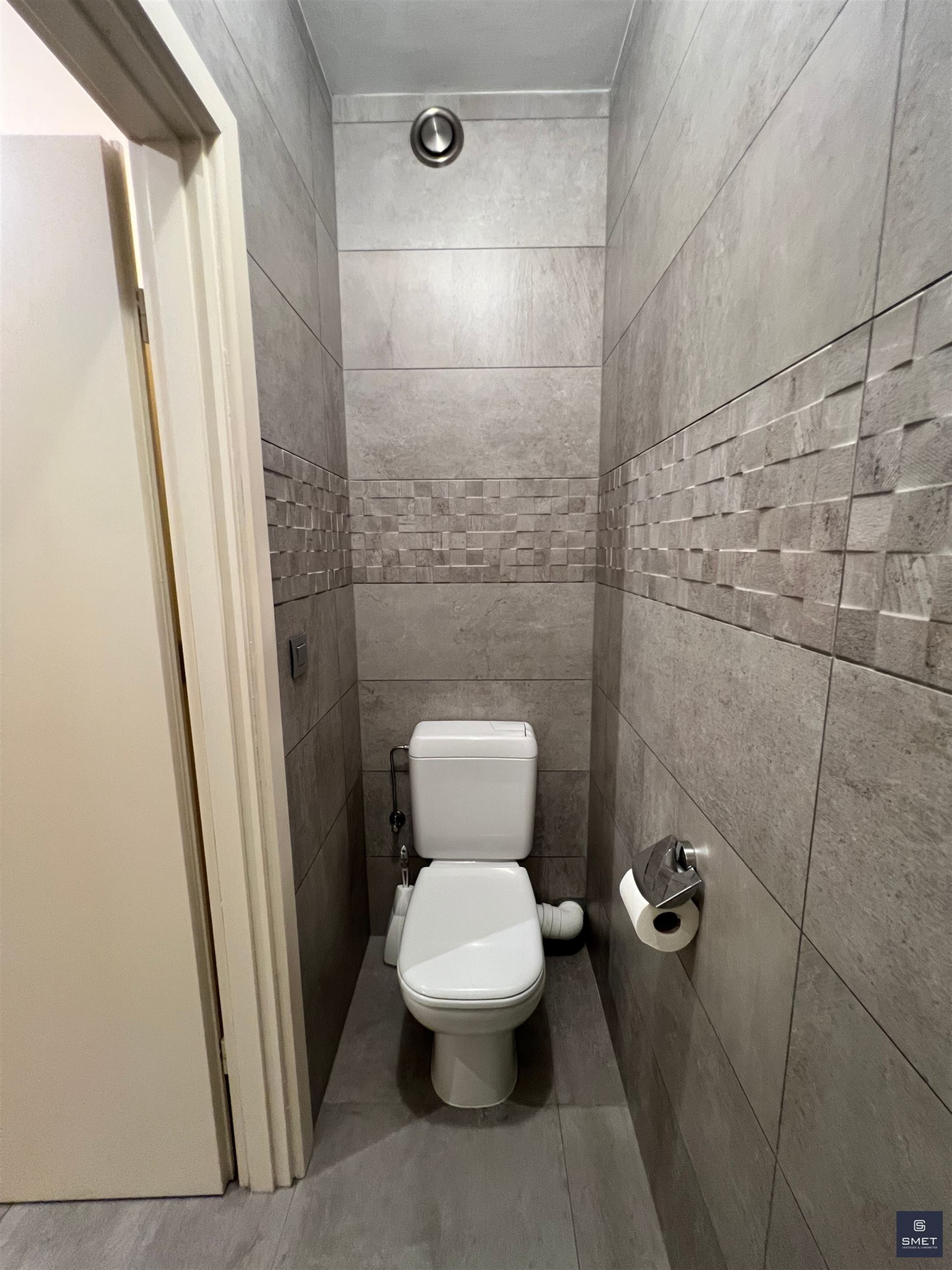 LICHTRIJK GERENOVEERD APPARTEMENT OP TOPLOCATIE - foto 5