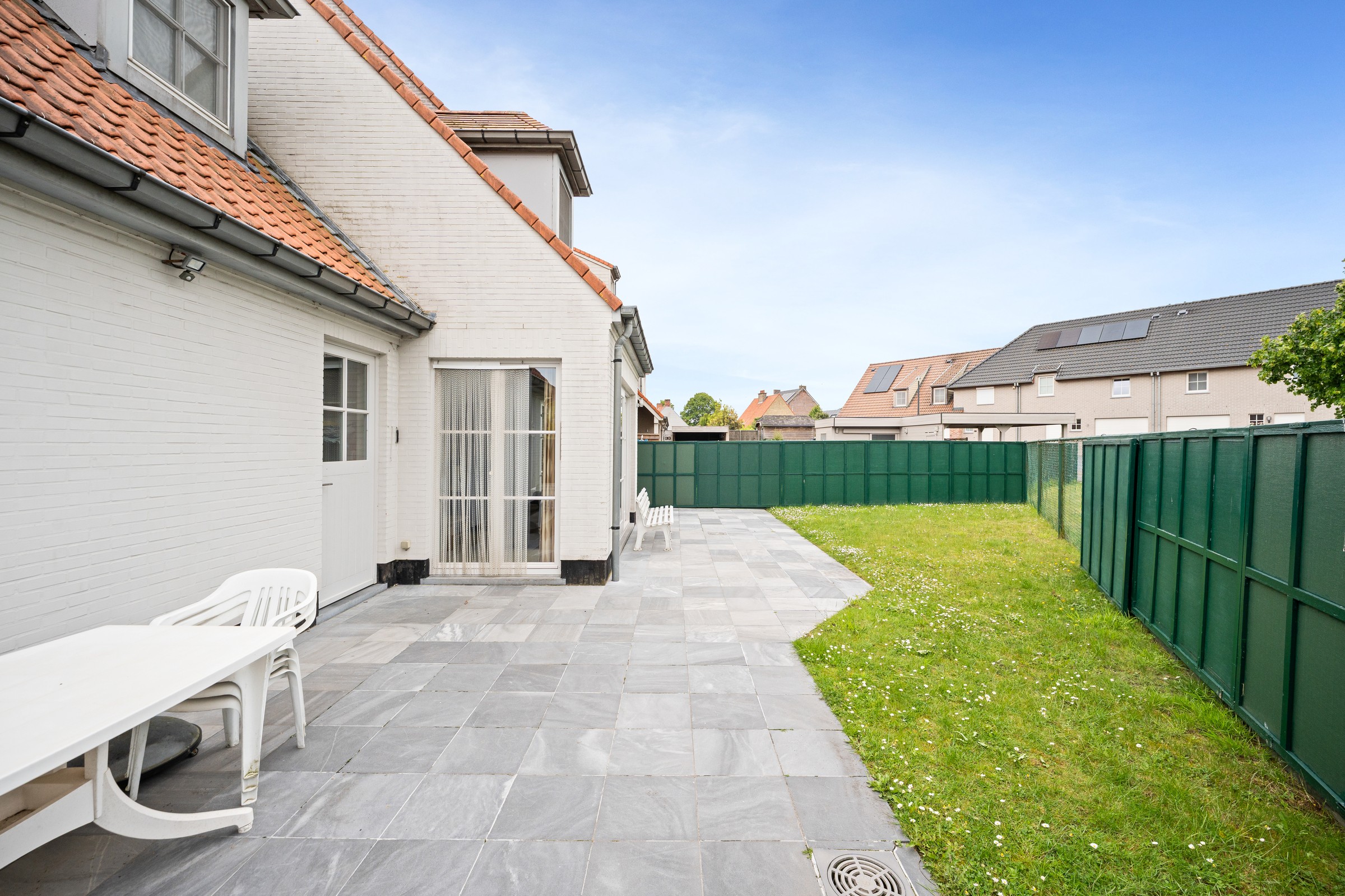 Héél ruime woning in het centrum van Lendelede met 4 slaapkamers - photo 3