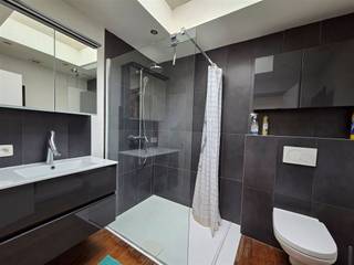 Nice furnished row house in the center of Diest with garden.Very nice house in the center of Diest.This nice, ready to move in furnished family house...