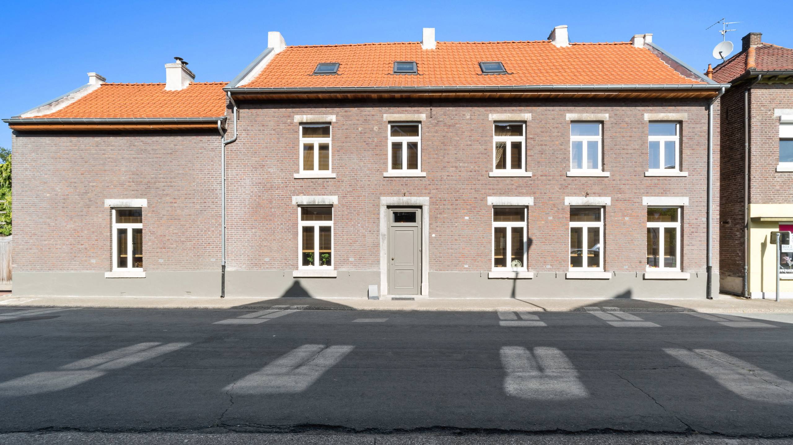 Maison à vendre à Maasmechelen avec 4 chambres - photo 1