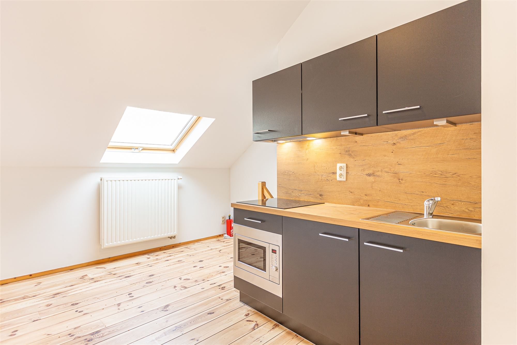 Commercial à vendre à Louvain avec 3 chambres - photo 3