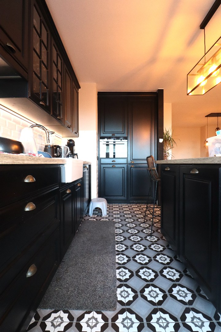 Gerenoveerd appartement met twee slaapkamers en terras te huur in het centrum van Sint-Niklaas - foto 5