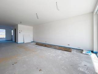Dit 2-slaapkamer appartement bevindt zich op de gelijkvloerse verdieping van nieuwbouwresidentie Anna-Lex.Het appartement is gelegen op een...