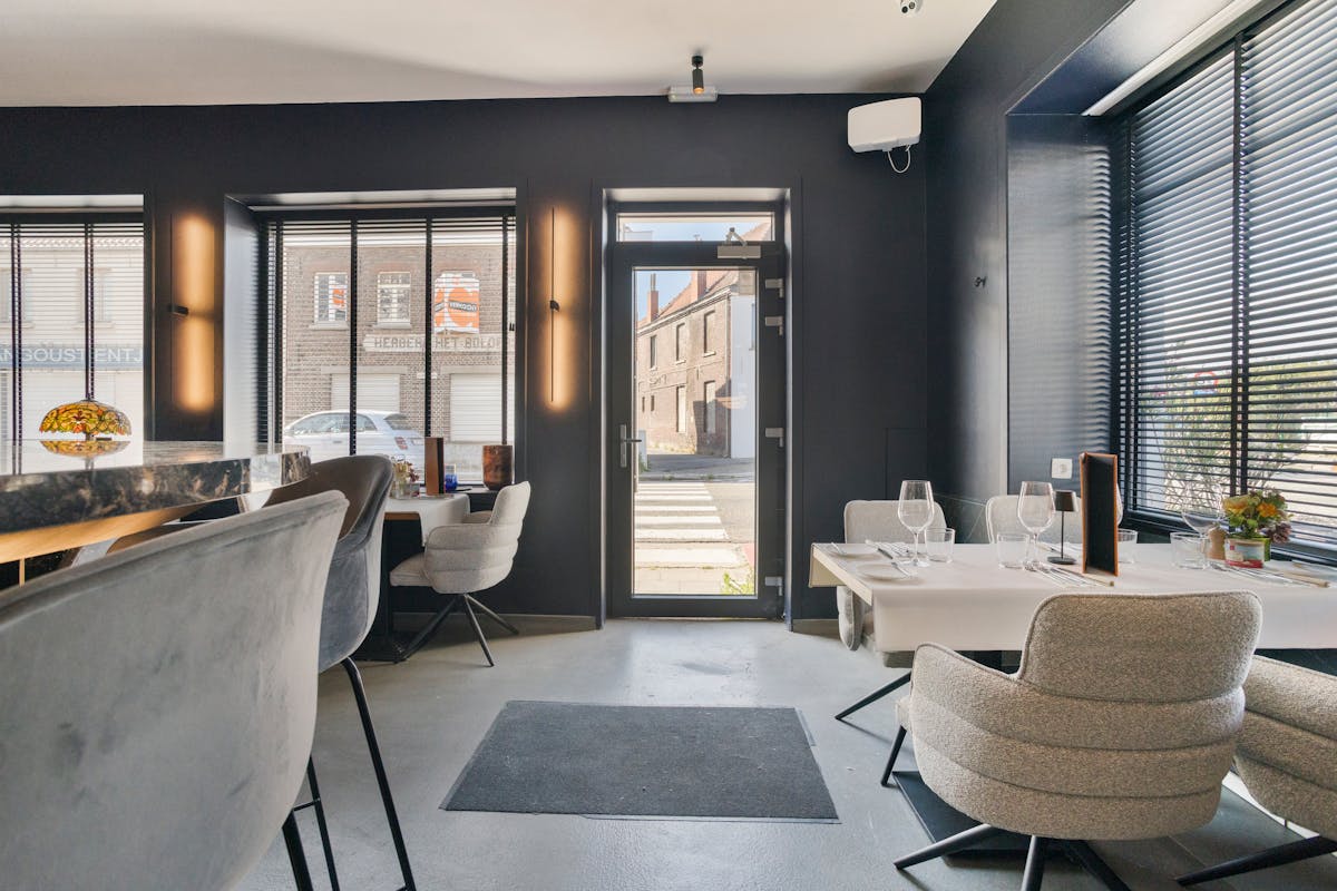 Handelspand te koop met terras en appartement in Loppem - foto 5