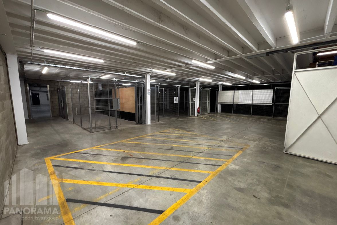 1,152 m² warehouse with 288 m² offices - photo 5