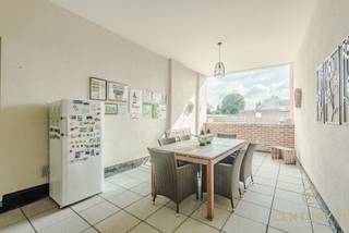 Exceptionally Maintained Apartment with Two Spacious Terraces and a Private Garage Box in the Heart of TurnhoutJust a stone’s throw from Turnhout’s...