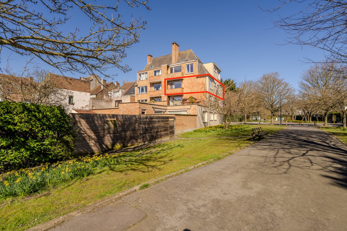 Lichtrijk 2-slaapkamer appartement met open uitzicht - foto 2