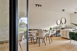 Deze nieuwe en volledig afgewerkte woning met terras en tuin, is gunstig gelegen nabij het stadscentrum van de stad Ronse, doch met een...