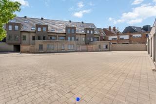 Ontzettend ruim gelijkvloers appartement in Residentie Zuidkant met 3 slaapkamers, terras en mogelijkheid tot aankoop bovengrondse garage...