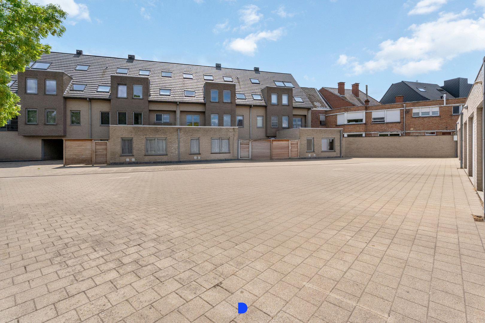 Ruim gelijkvloers appartement met terras. - foto 1