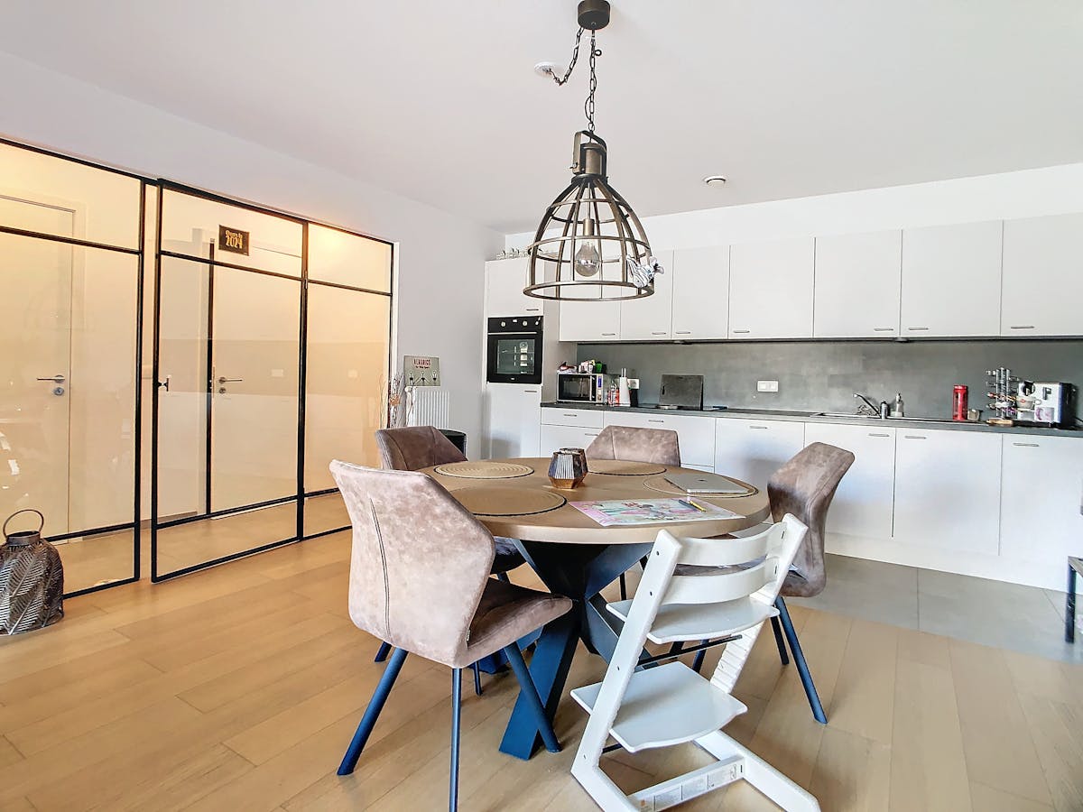 Ruim gelijkvloers appartement te huur in centrum Kalmthout! - foto 3