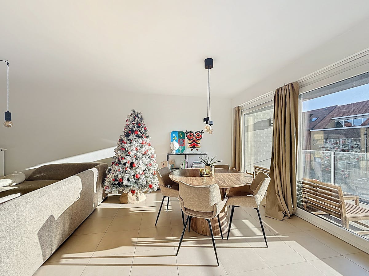 Appartement met 2 slaapkamers te huur in Veurne - foto 3