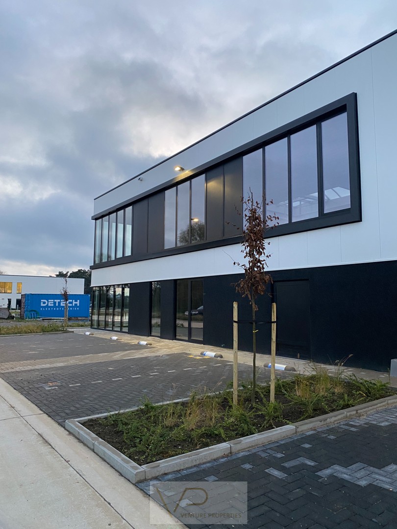 Nieuwbouw magazijn van 288 m² te koop in Heist-op-den-Berg - foto 5