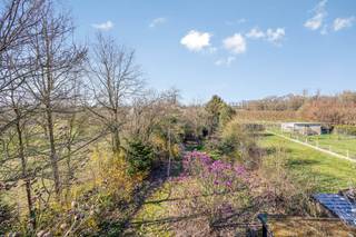 Wat kiest u : een bungalow op een perceel van 14 a 17 ca kopen aan 2% registratierechten en verbouwen aan 6% BTW of bouwgrond kopen aan 12...