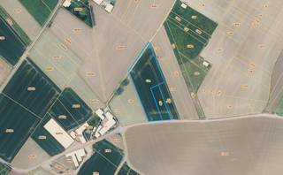 Land for sale in Roosdaal