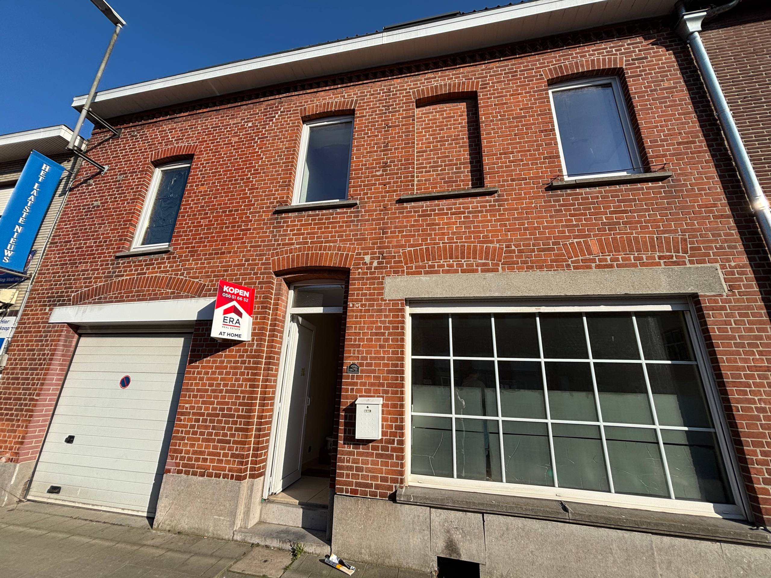 Woning met garage voor 3 auto's te koop in Ledegem - foto 1