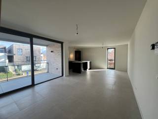 Stijlvol nieuwbouw BEN appartement op de 1ste verdieping in Tielt-Winge.Dit appartement heeft volgende indeling: inkom, afzonderlijk toilet en...