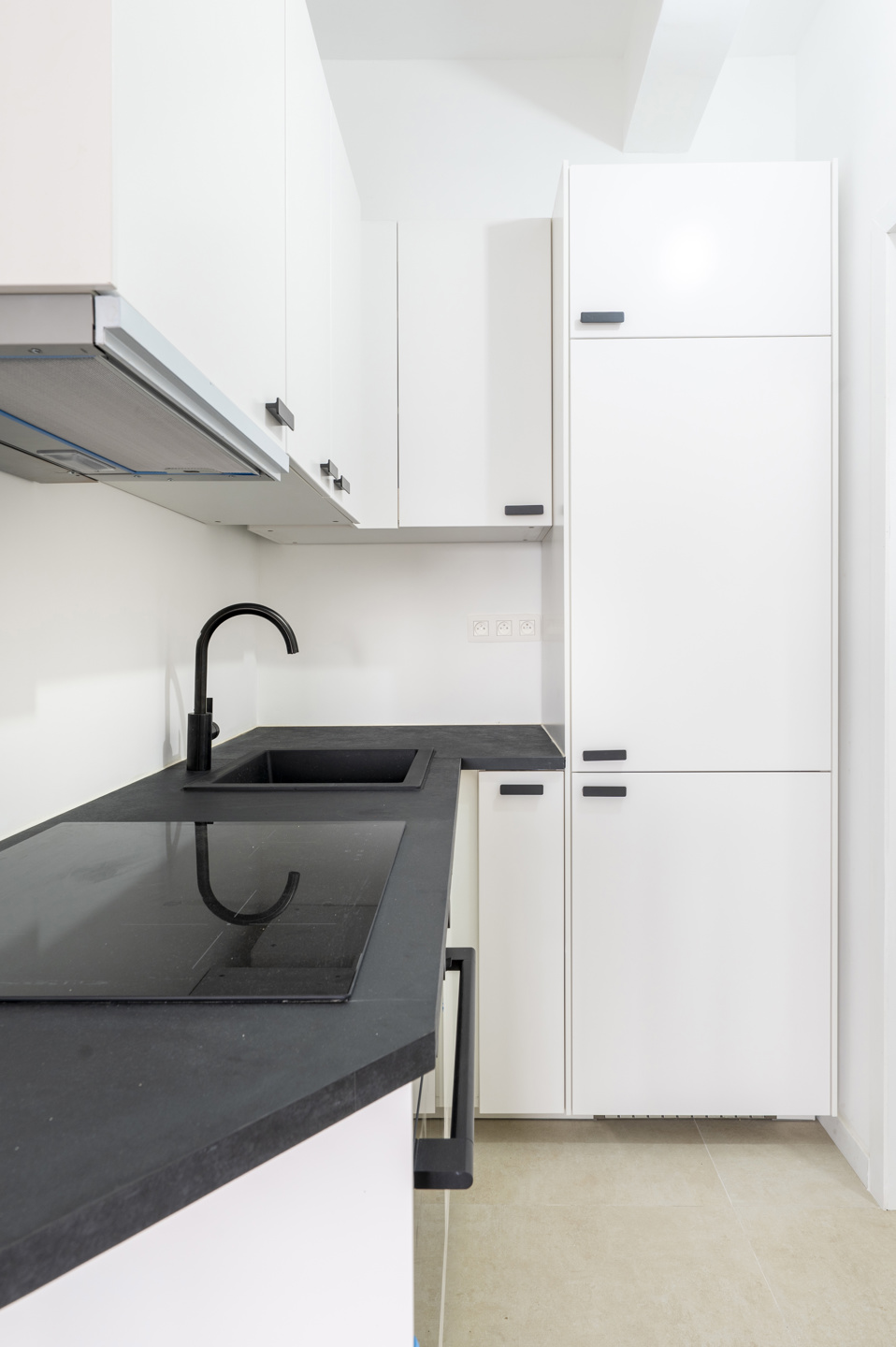 ANTWERPEN - Vernieuwd appartement met royaal terras - foto 5