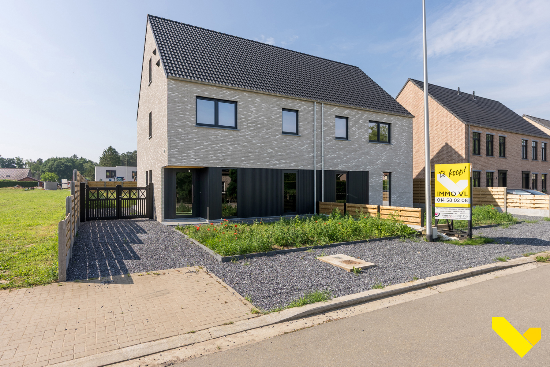 House for sale in Laakdal with 3 bedrooms - photo 1