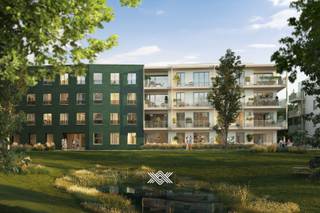 Dit gelijkvloers appartement heeft een oppervlakte van 89 m² en een terras van 12,9 m² met een zuidelijke oriëntatie. Via de inkomhal heeft u toegang tot een lichtrijke leefruimte met een open keuken, een eetplaats, twee slaapkamers en een praktische berging. Verder vindt u er een afzonderlijk toilet, een badkamer voorzien van een ligbad en een dubbele lavabo.<br /><br />Het appartement bevindt zich in de laatste fase van Bloei bestaande uit 2 kleinschalige gebouwen genesteld in een groene setting voor het Vossenbos en achter het nieuwe park. De appartementen worden gekenmerkt door hun concurrentieel prijsniveau en hun sterke ligging op 7 min fietsen van het station Gent-Sint-Pieters en op 5 min wandelen van de tramhalte lijn 1. Bovendien is er voor ieder appartement een ondergrondse parkeerplaats voorzien, vlot bereikbaar via de lift, met voldoende vermogen om voor iedere wagen elektrisch op te laden.<br /><br />Bewoners van Bloei kunnen genieten van een hoog-efficiënte warmtepomp in combinatie met PV-panelen en een sterke akoestische en thermische isolatie, resulterend in een E-peil lager dan E30. Vloerverwarming is er de standaard. <br /><br />Bloei vormt een ideale uitvalsbasis aan de rand van The Loop, omringd door groen en biedt uitstekende verbindingen via de E40, R4 en E17.<br /><br />Benieuwd naar de betaalbare appartementen in Bloei? Een vrijblijvende afspraak kan via gilles@landbergh.be of 09 225 25 24.