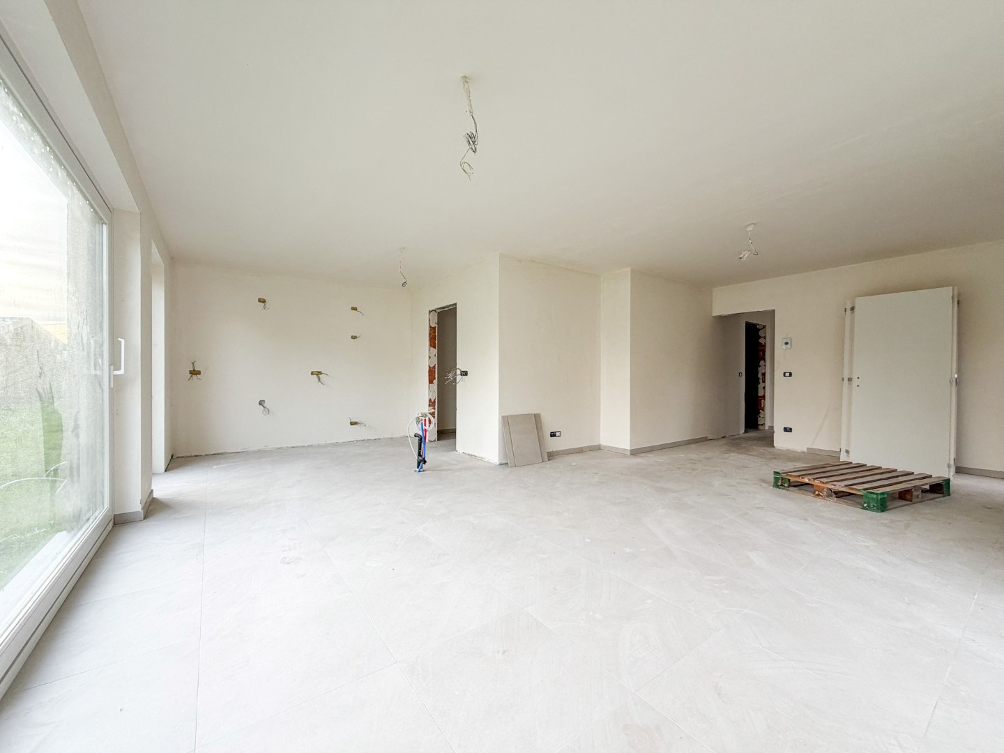 Rustig gelegen energiezuinige nieuwbouwwoning met 4 slpk, op ruim perceel, Torhout. - foto 4