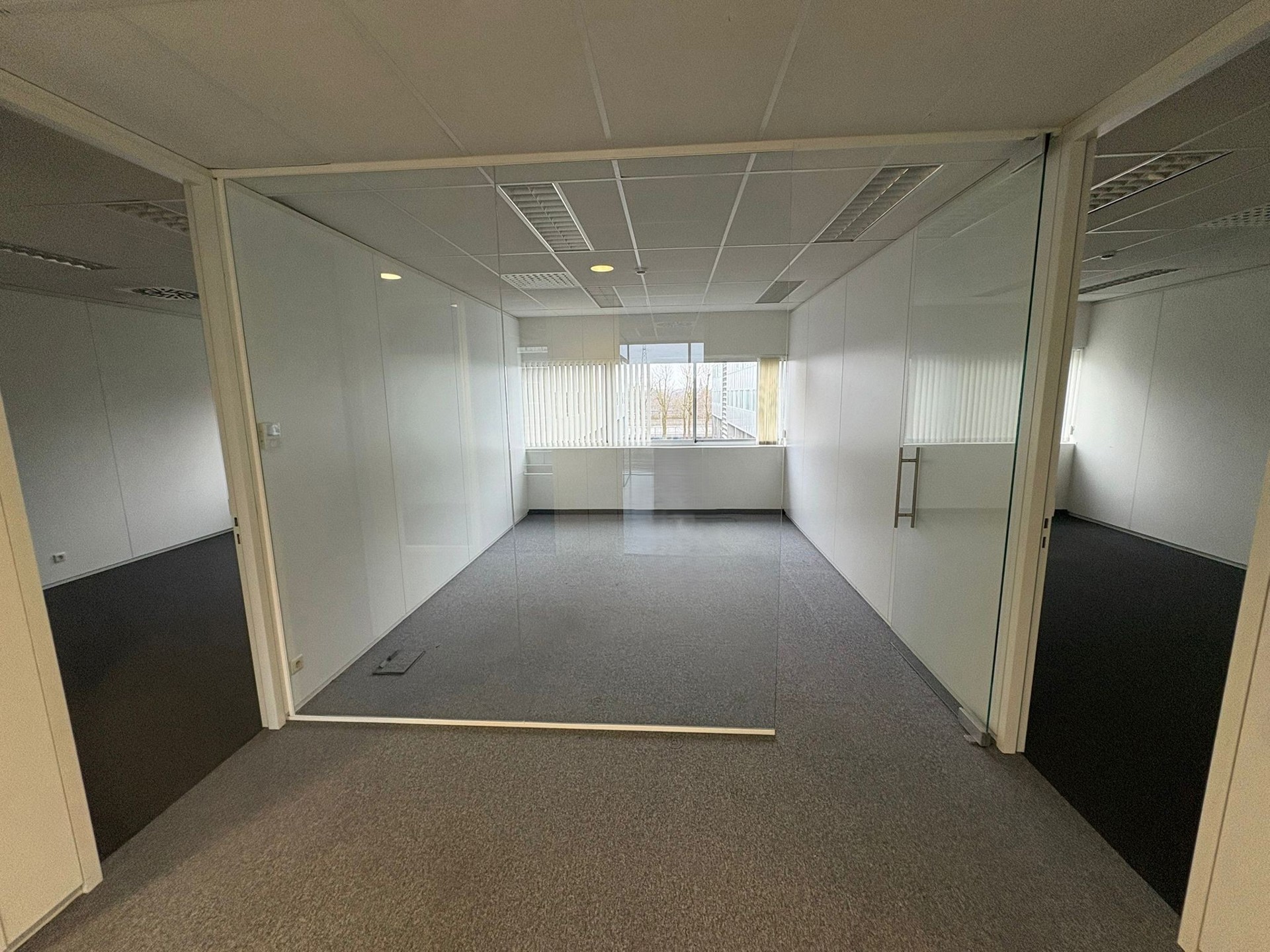 Kantoor 1.008 m² op het 1ste verdiep in het Axxes Business Park. - foto 4