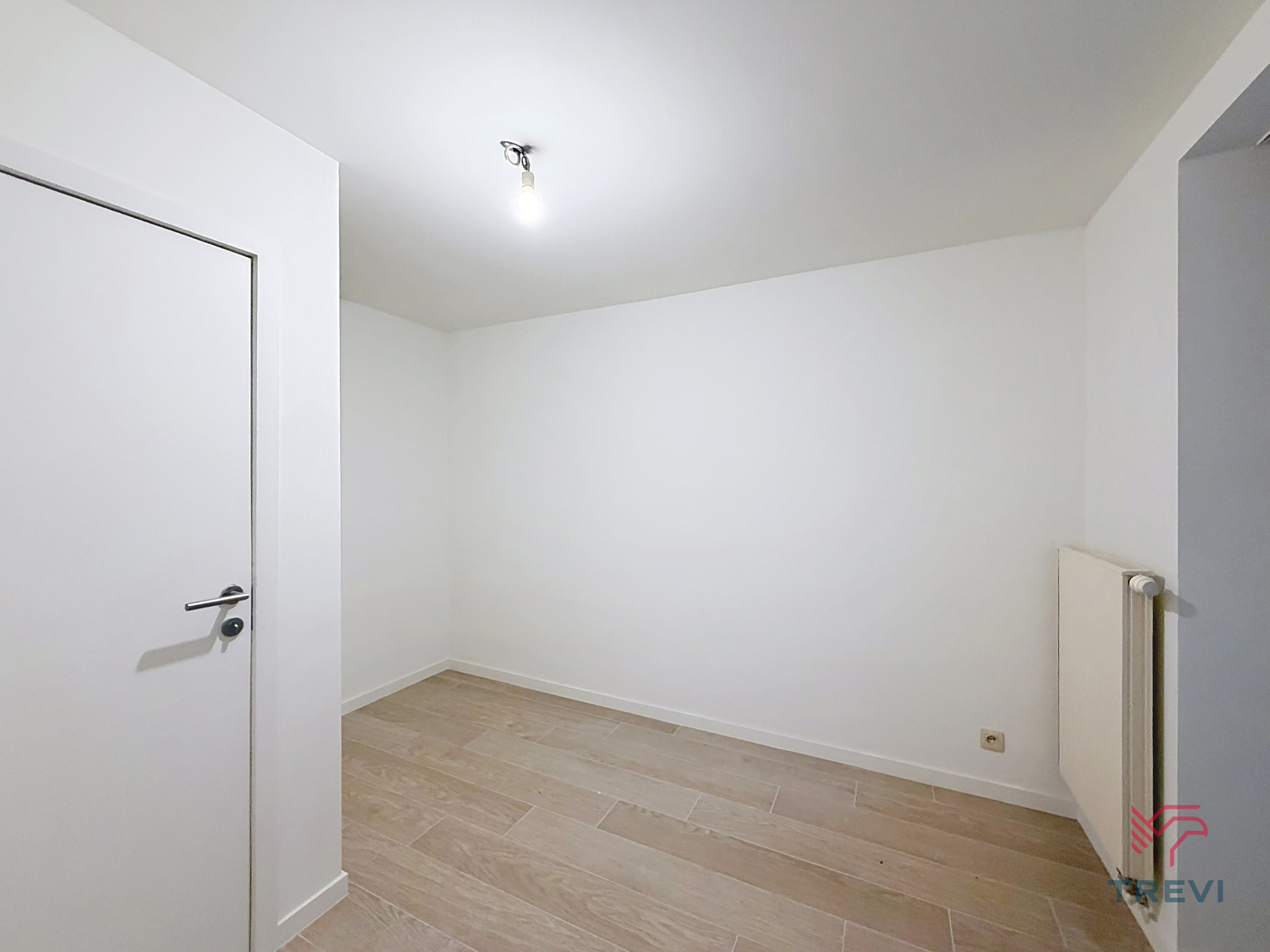 Gerenoveerd appartement met 1 slaapkamer - foto 5