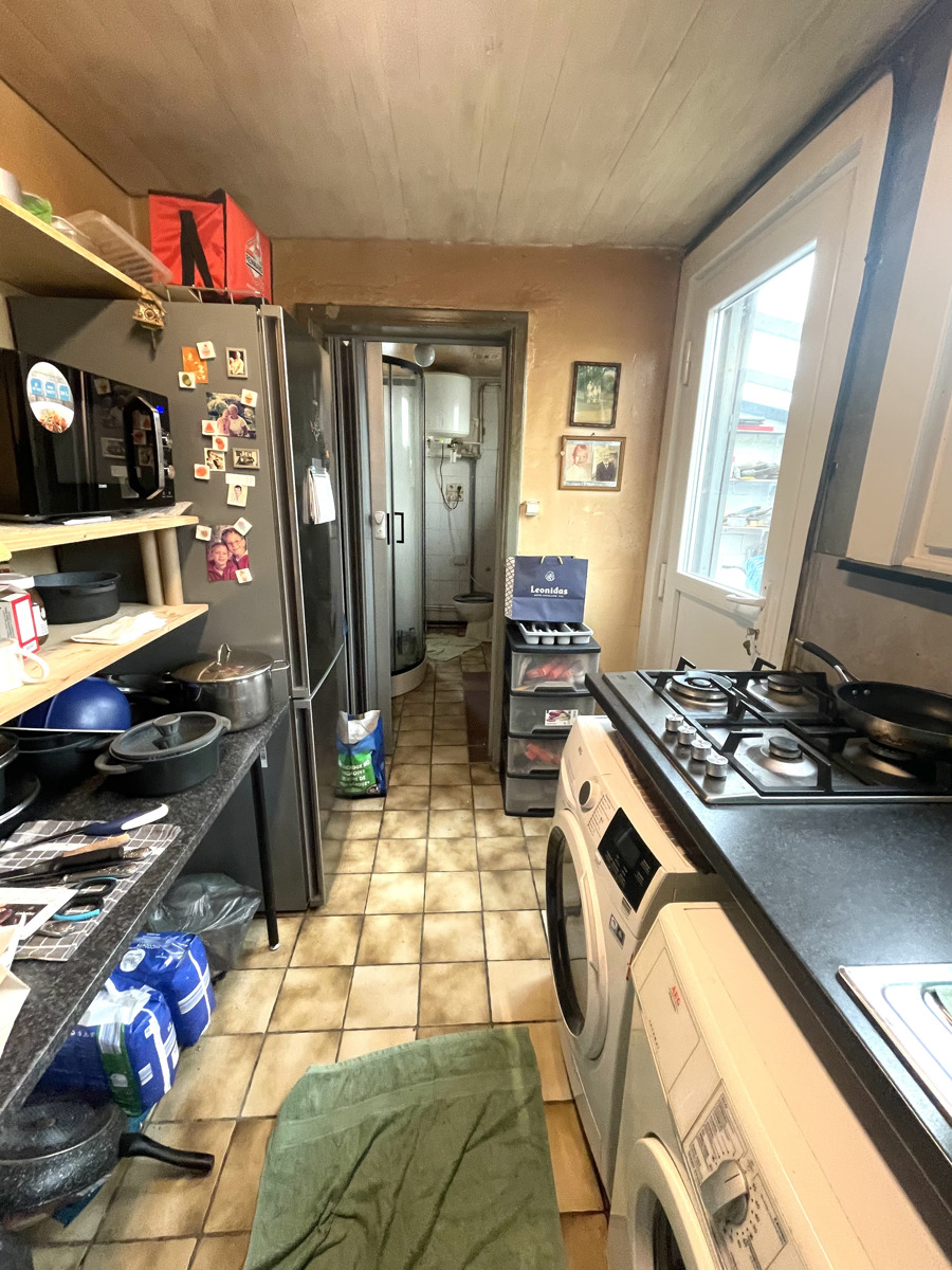 Te renoveren woning met tuin op rustige ligging te Aalst! - foto 4