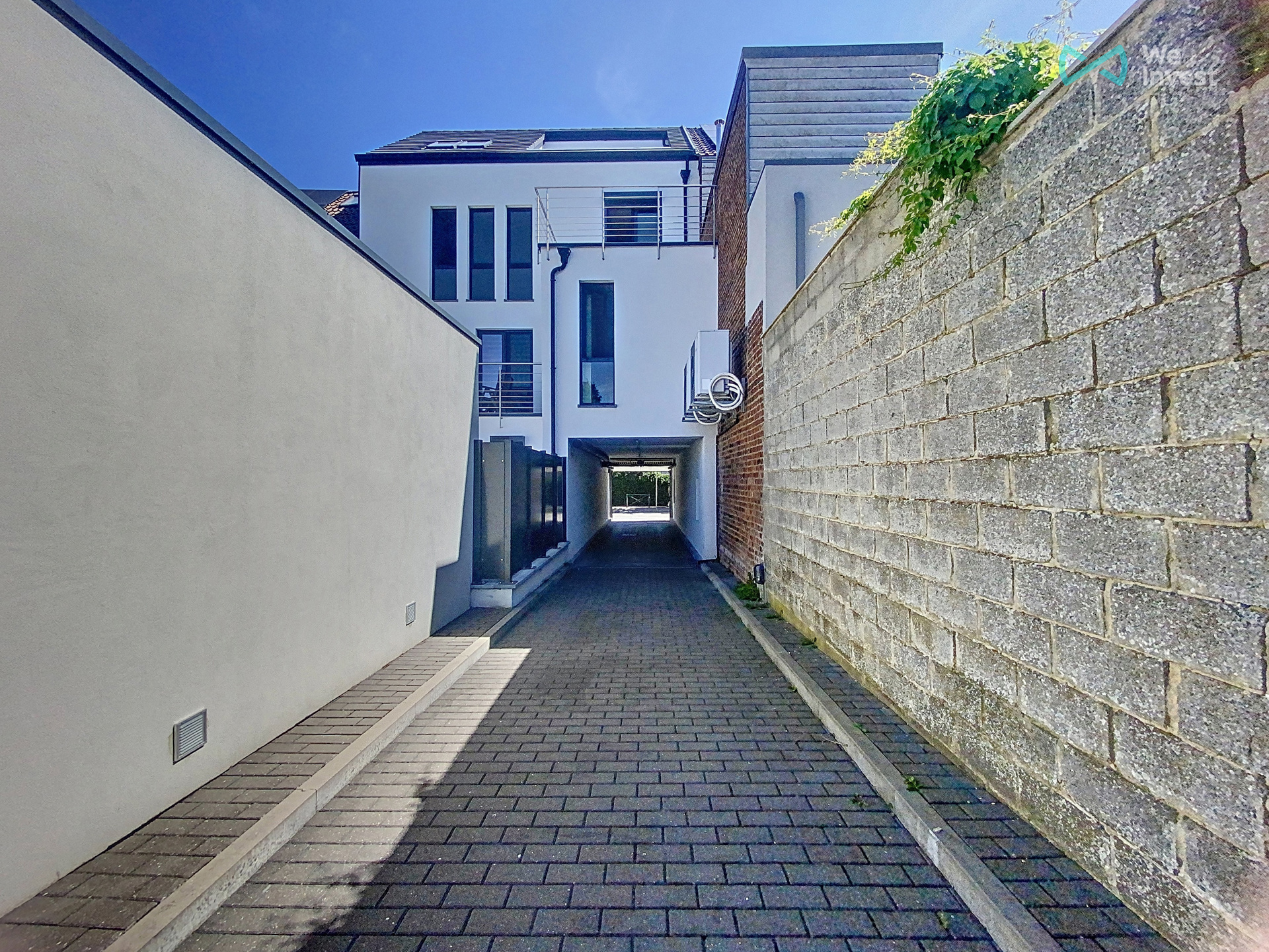 Garage situé dans une petite copropriété - foto 5