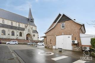 House for sale in Roosdaal