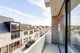 [[ DIT PAND NEEMT DEEL AAN DE ERA OPEN HUIZEN DAG OP 13/6 VAN 14:30 TOT 15:30 ]]Te koop: instapklaar appartement in Oostende, gelegen in de...