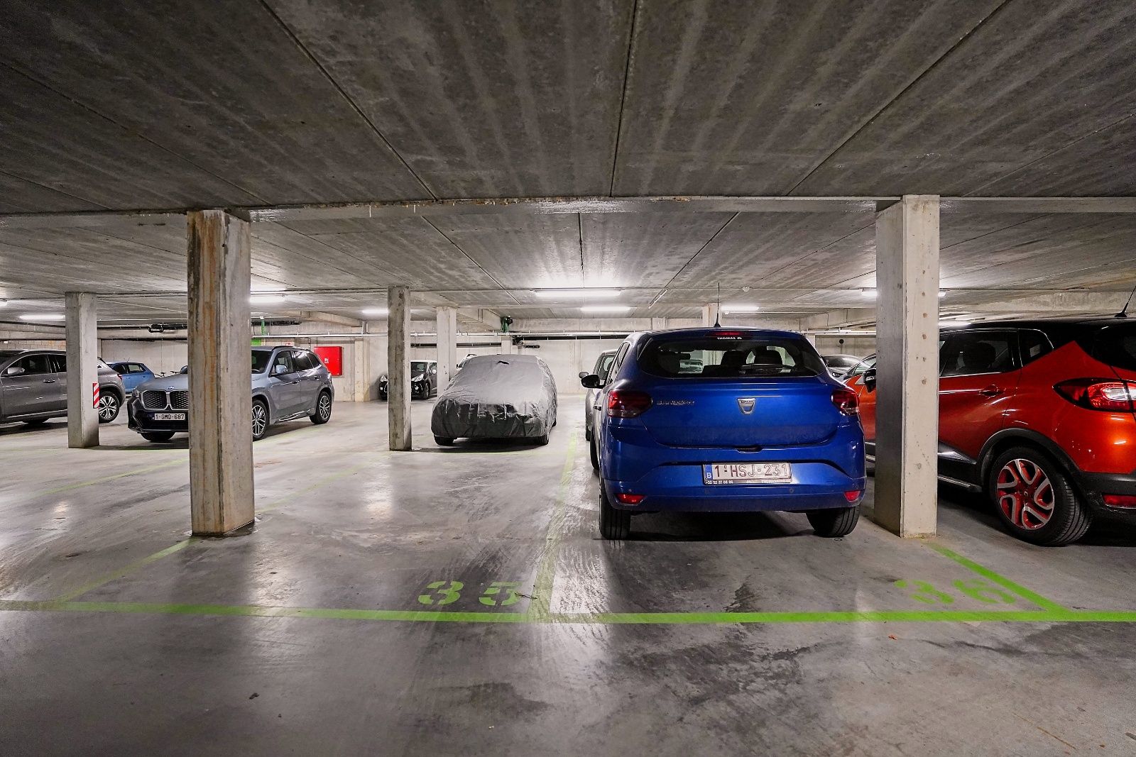 Parkeerplaats in een afgesloten ondergrondse garage te Buggenhout - foto 5