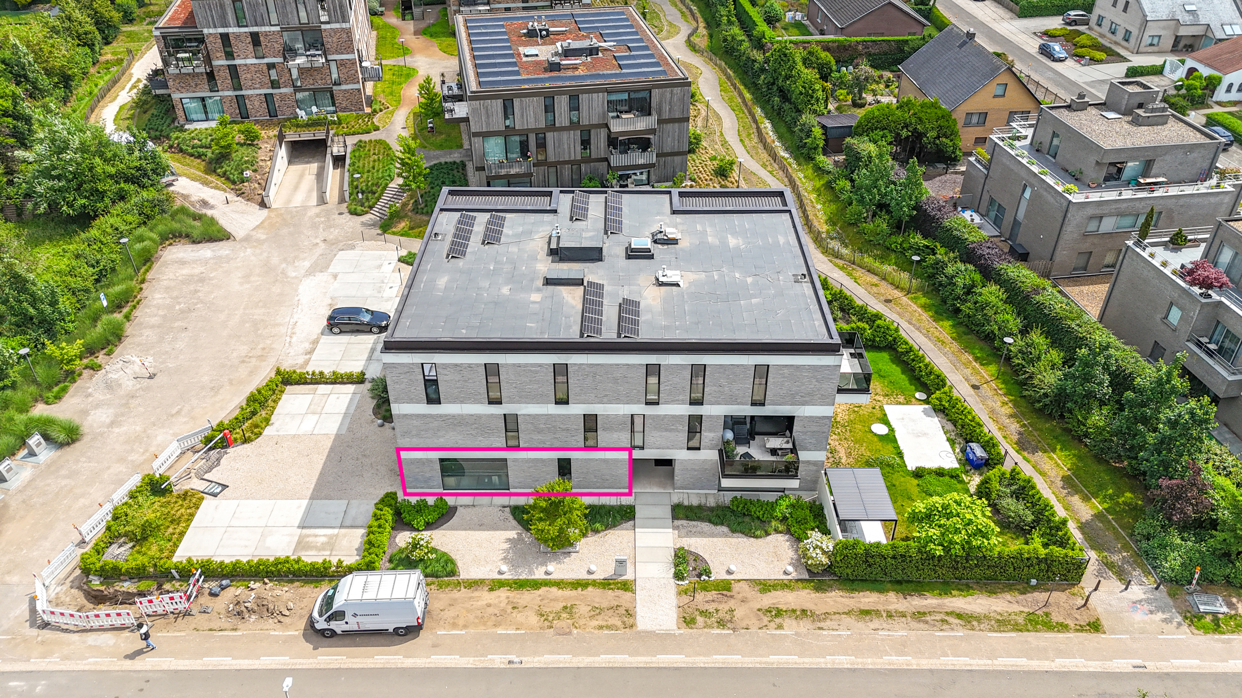 Moderne gelijkvloerse handelsruimte van 173 m² in Zonhoven! - foto 2