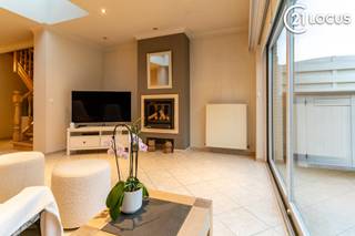 Move-in ready house with multifunctional space, solar panels, and prime location in BeverenThis well-maintained house in Vrasene (Beveren) offers a...