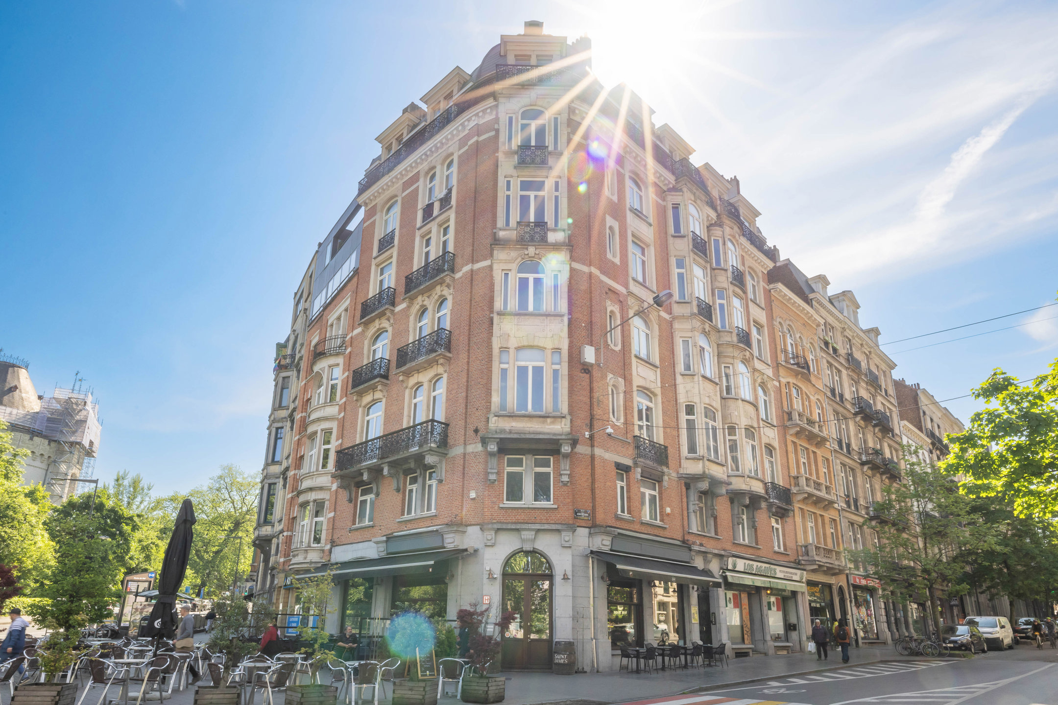 Apartment for sale in Sint-Gillis with 2 bedrooms - photo 1