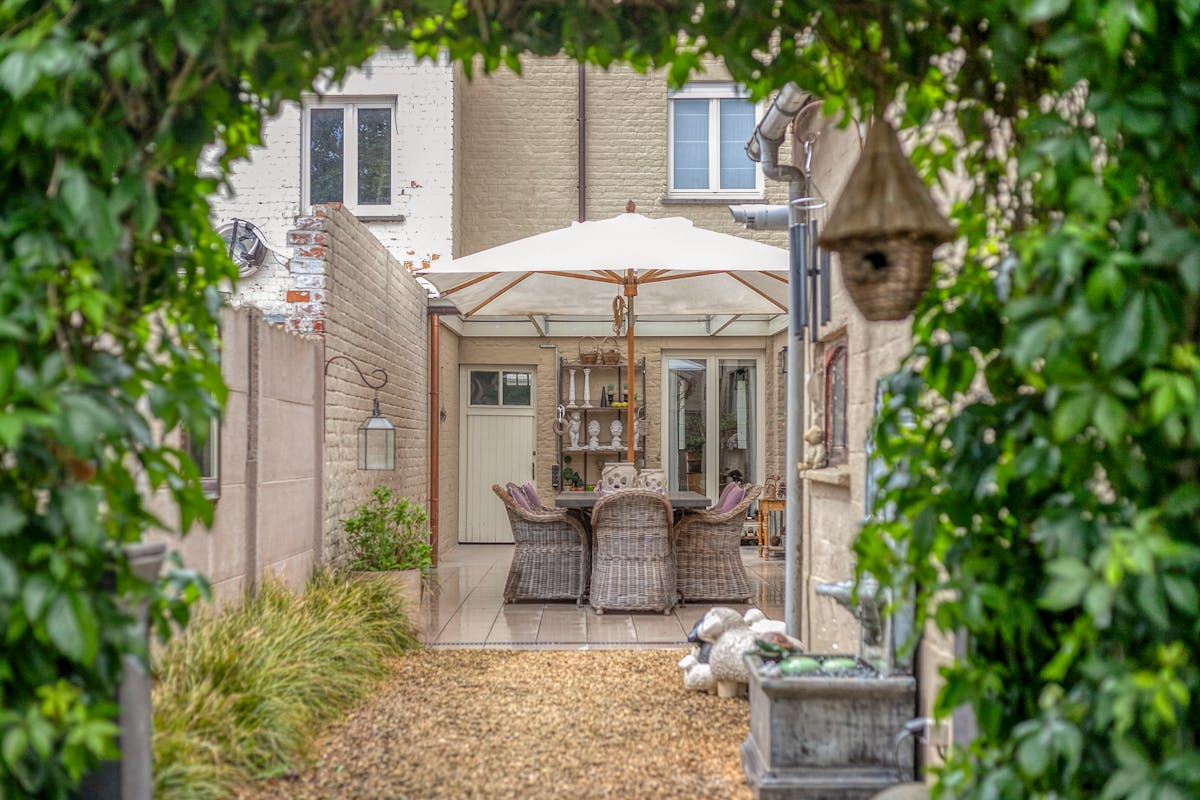 Karaktervol huis te koop in centrum Bachte-Maria-Leerne - foto 4