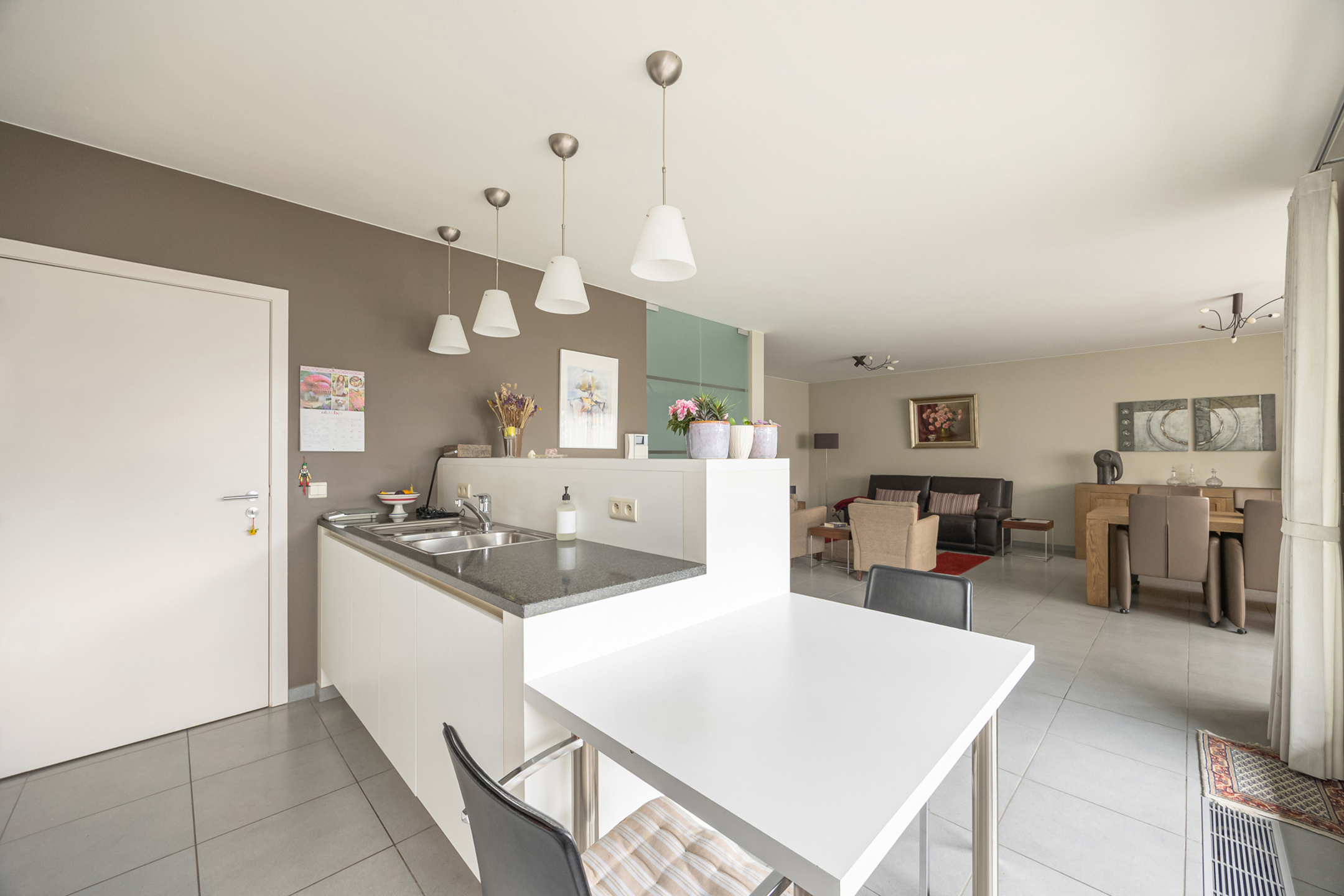 Ruim appartement met o.a. 2 slpks en garagebox. EPC B - foto 4