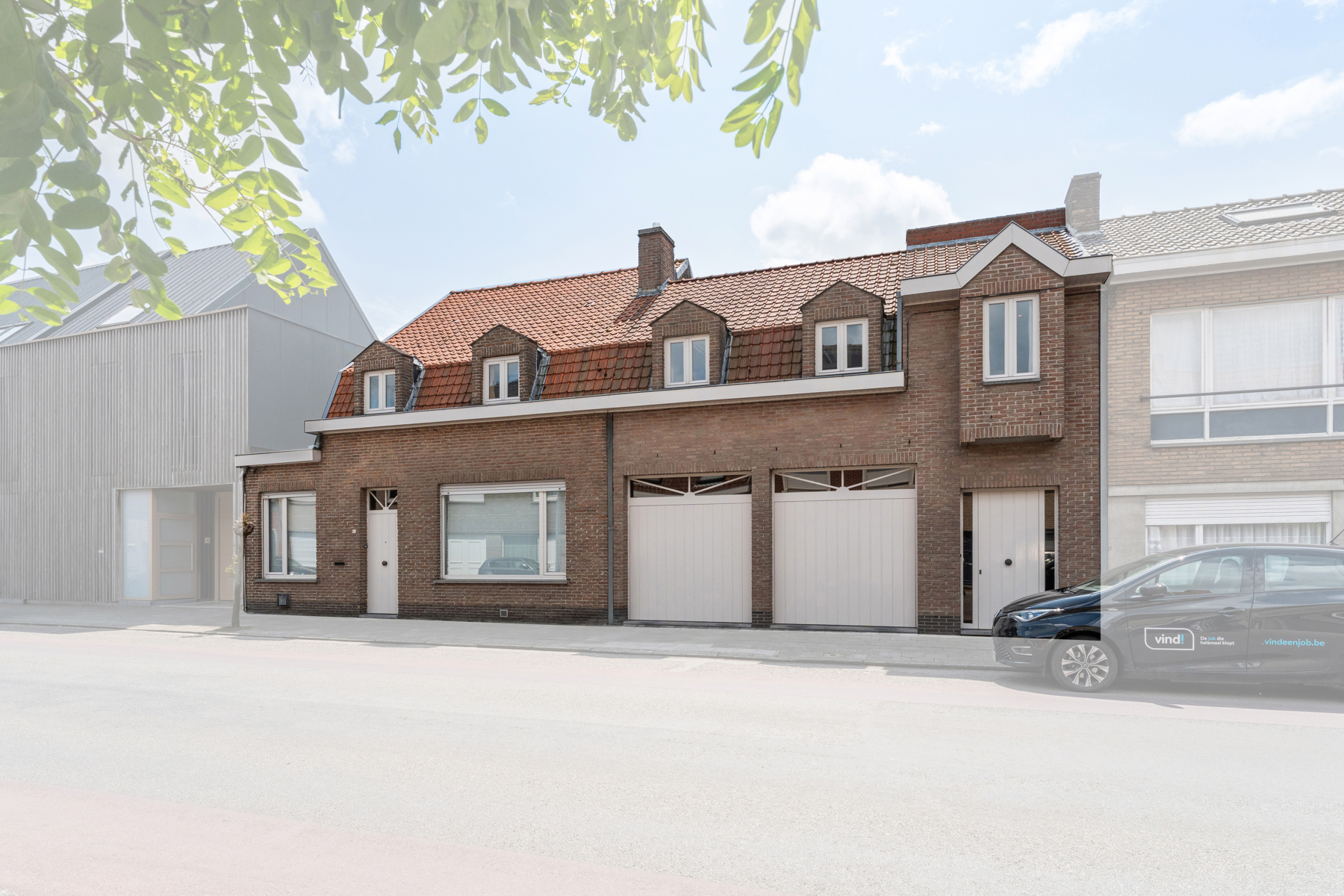 Ruime polyvalente woning met bureel en dubbele garage - foto 4