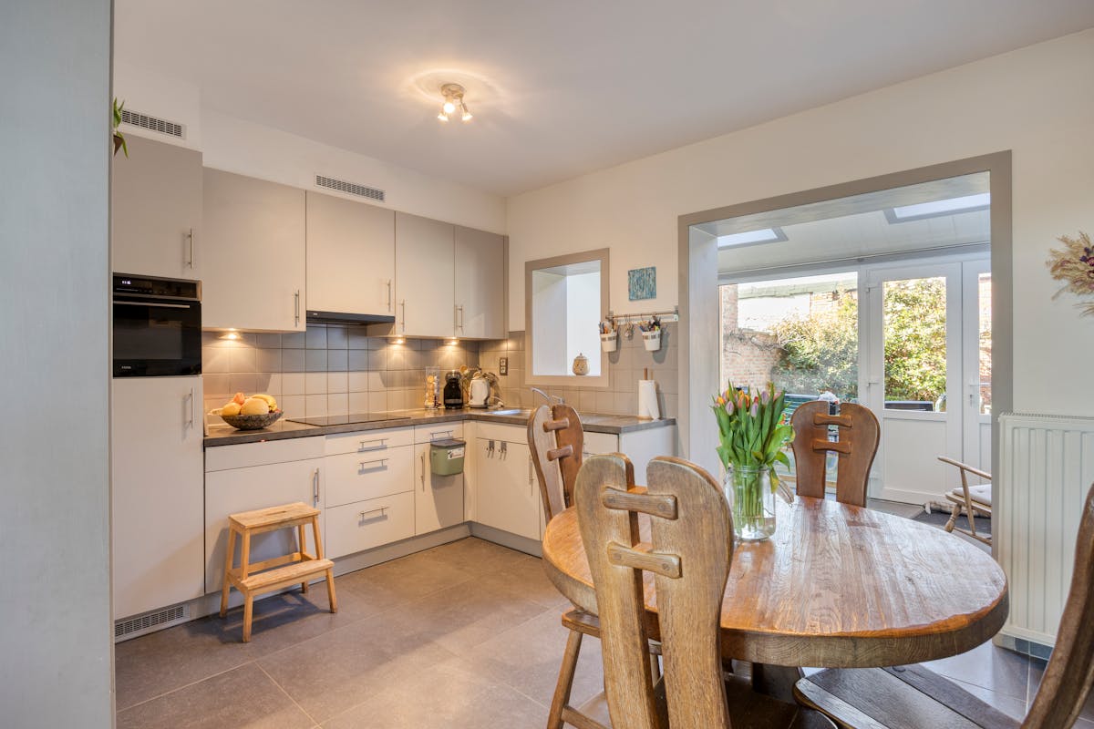 Charmante woning met 2 à 3 slaapkamers te koop te Essen! - foto 5