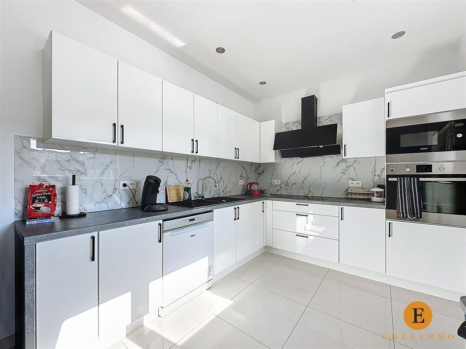 Instapklare en ruime OB met ruime tuin en 6 slaapkamers. - foto 3